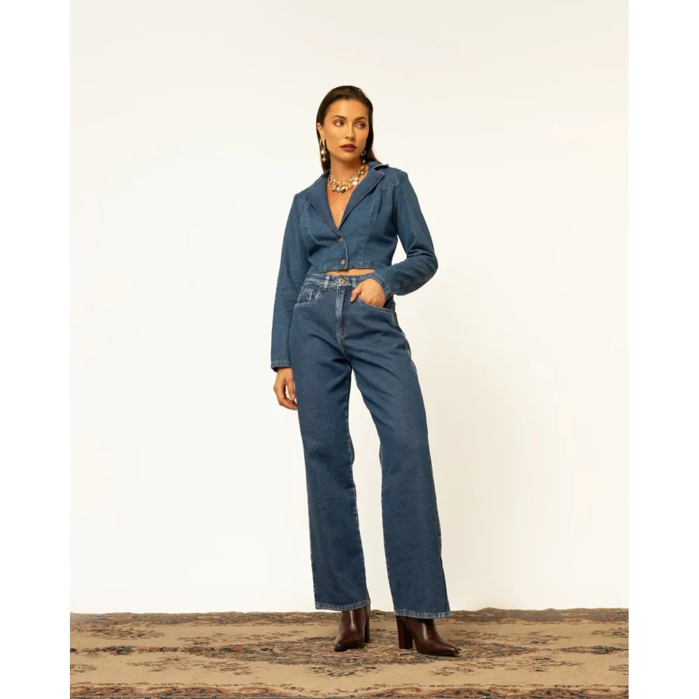 CALÇA JEANS BRUNNA WIDE LEG COM ABERTURA NA BARRA