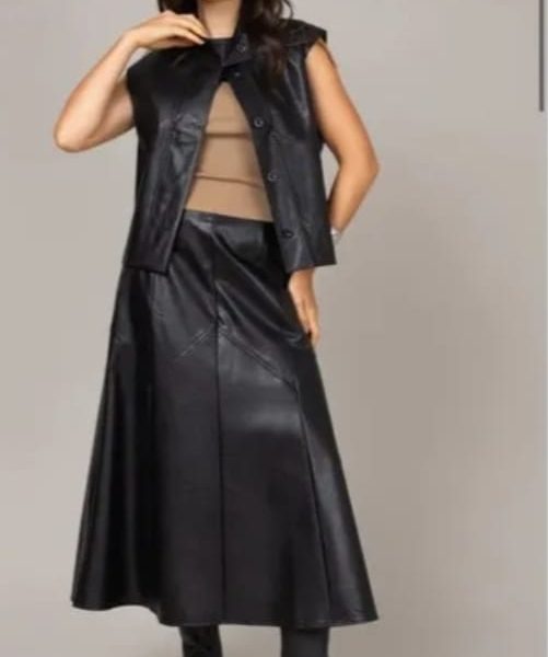 SAIA MIDI EM COURO ECO